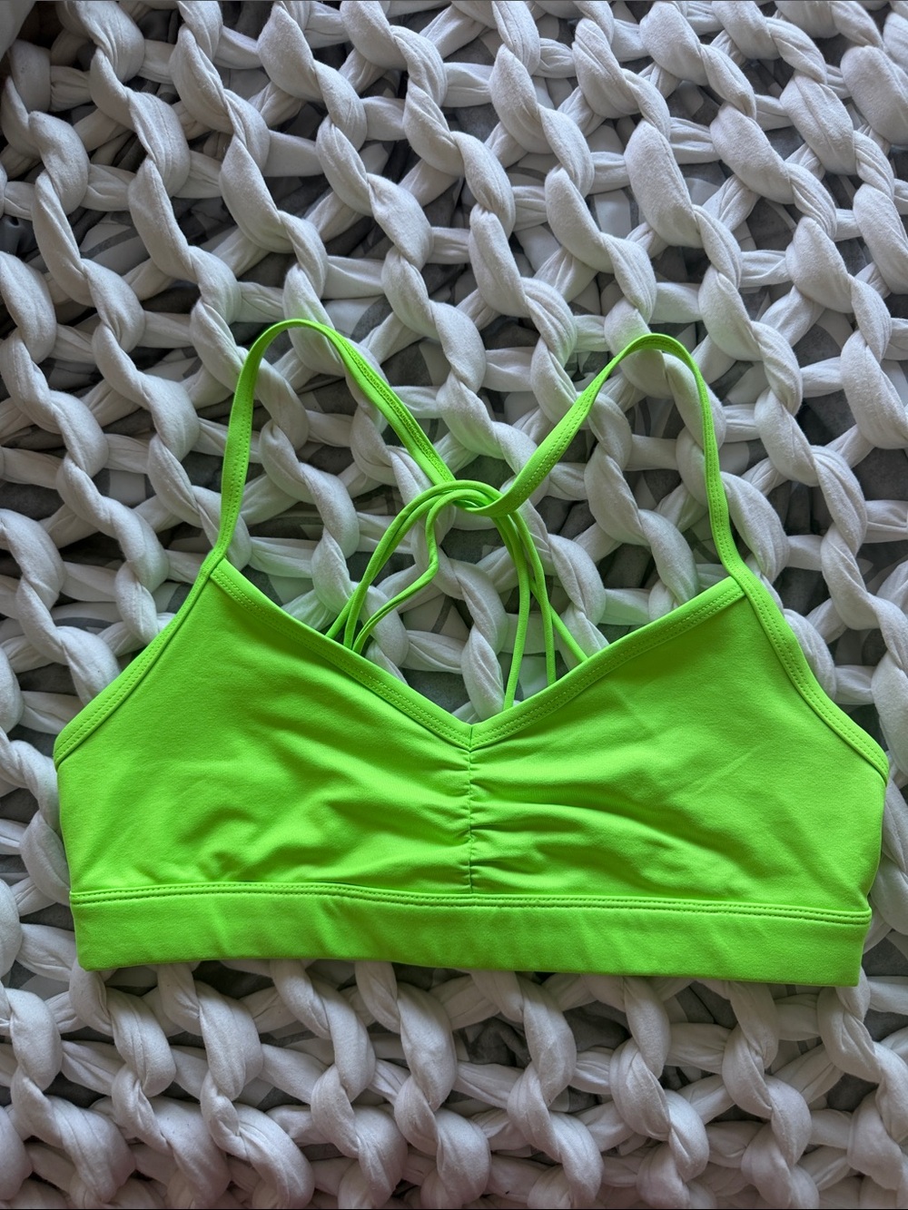 EUC ALO Neon Green Strappy Sports Bra SIZE M
